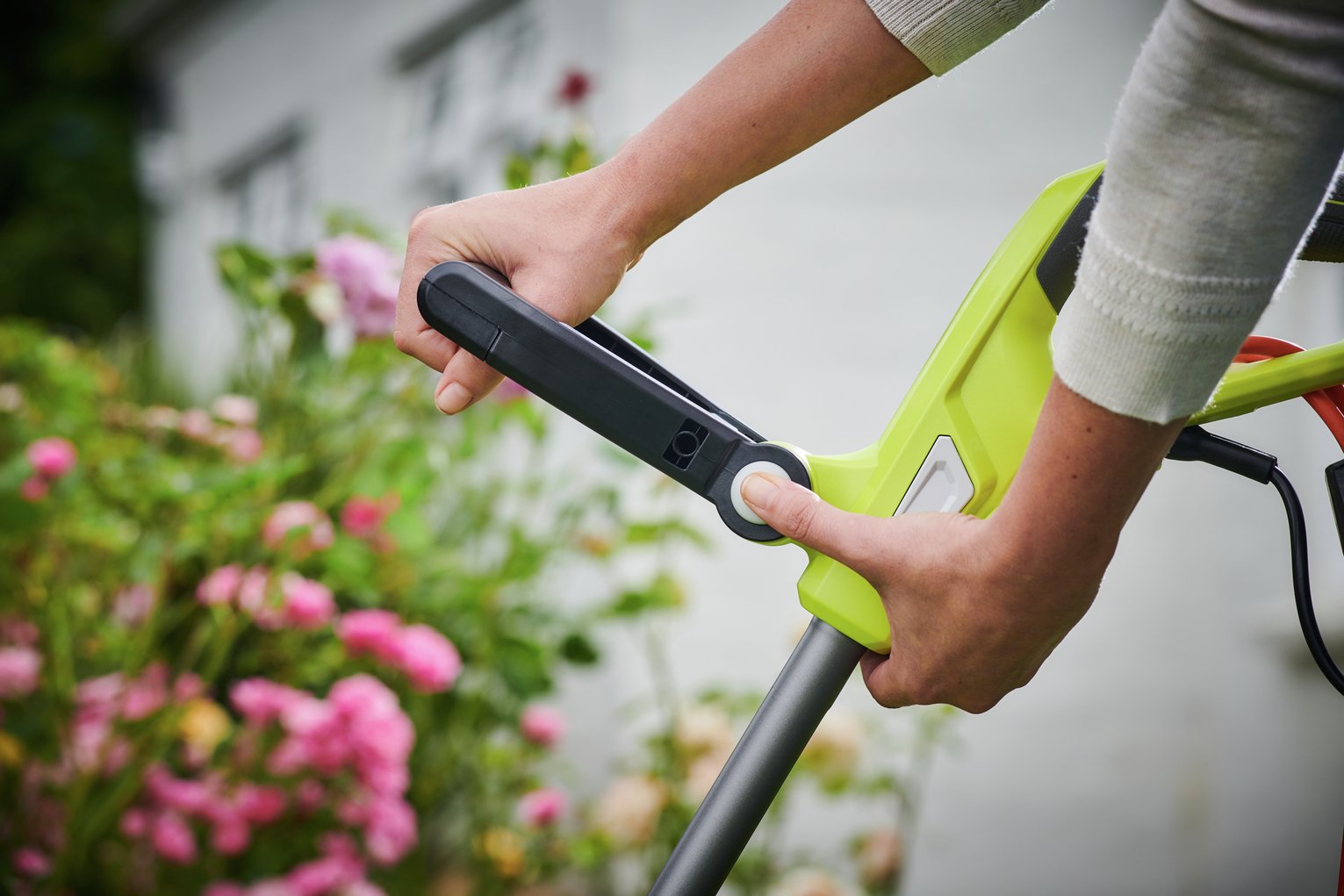 Ryobi RLT5027 27cm Electric Grass Trimmer Reviews