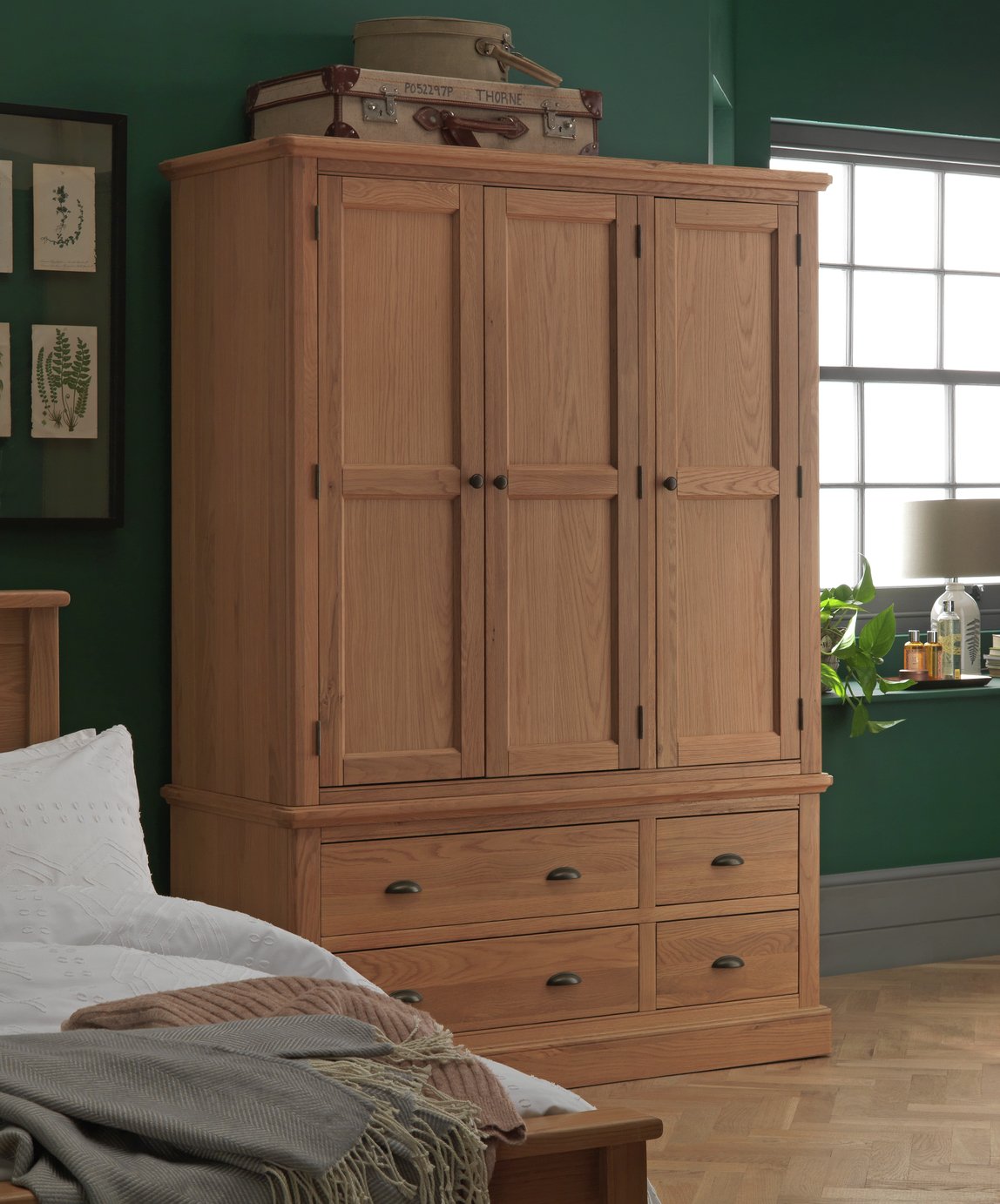 Argos Home Oakham Oak & Veneer 3 Door 4 Drawer Wardrobe Reviews