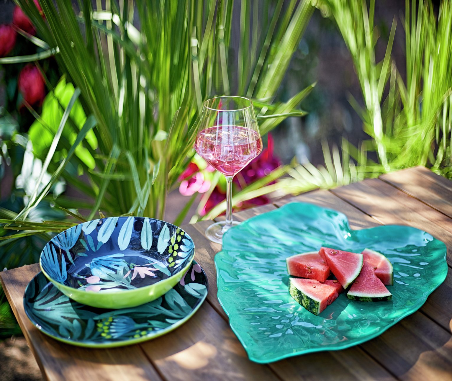 Argos Home Rainforest 4 Pack Gold Rim Plastic Wine Glasses Reviews