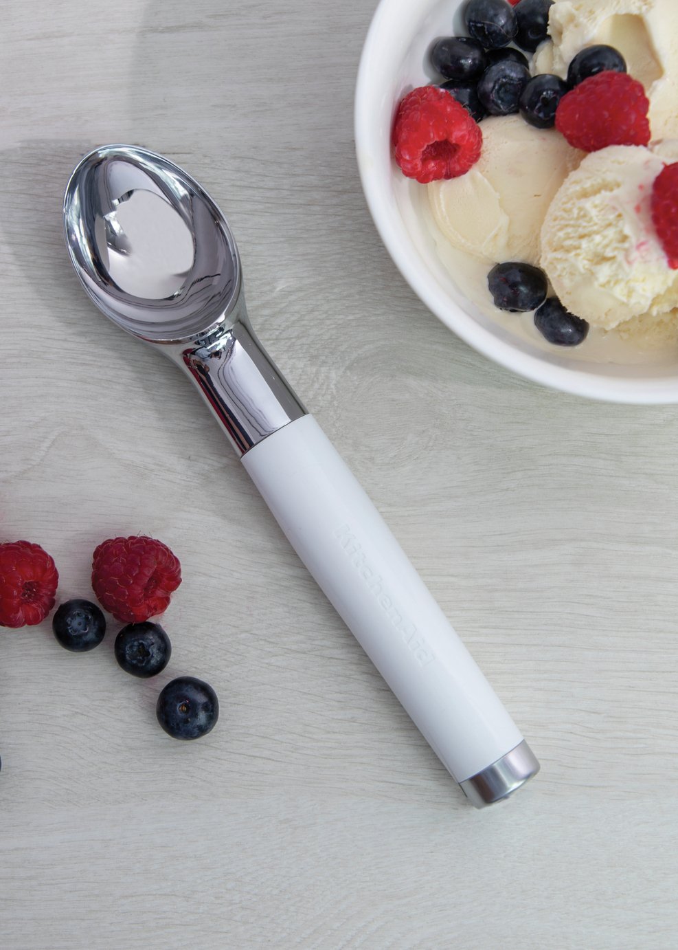 KitchenAid Classic Plastic Ice Cream Scoop review 8.7 / 10