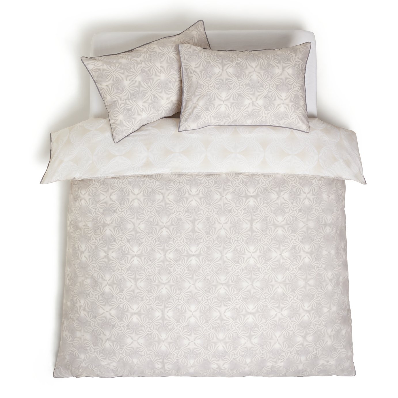 Bedding with beige cream and red is rustic & cozy, a great bedding makeover. results for cream duvet covers