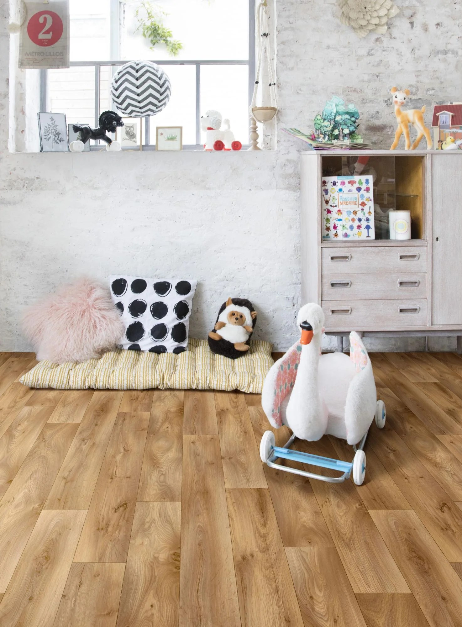 Suelo vinílico rollo BERRY Turbo 2x2 m madera natural | Leroy Merlin