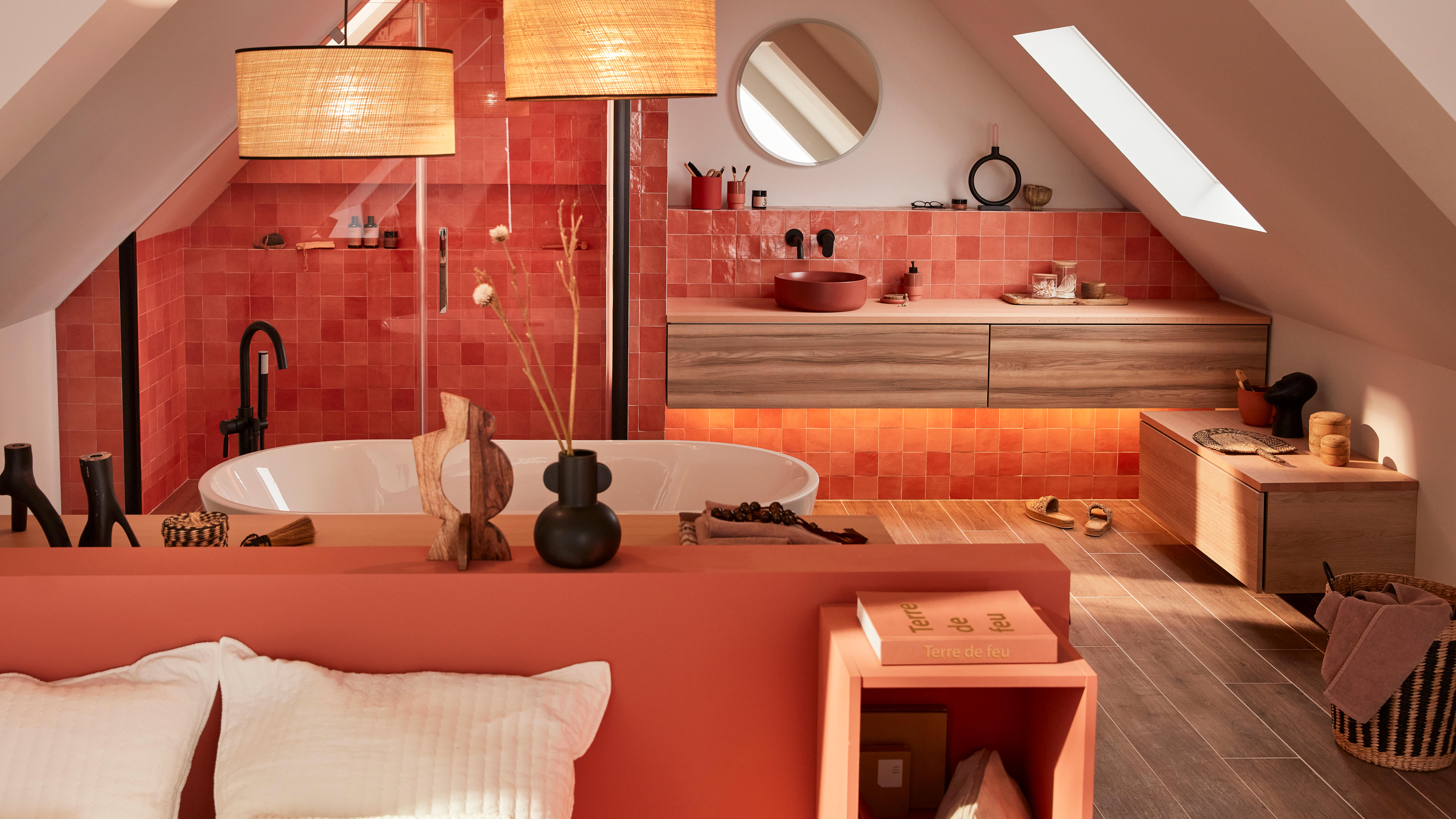 Créer une salle de bains ouverte sur la chambre 9 idées