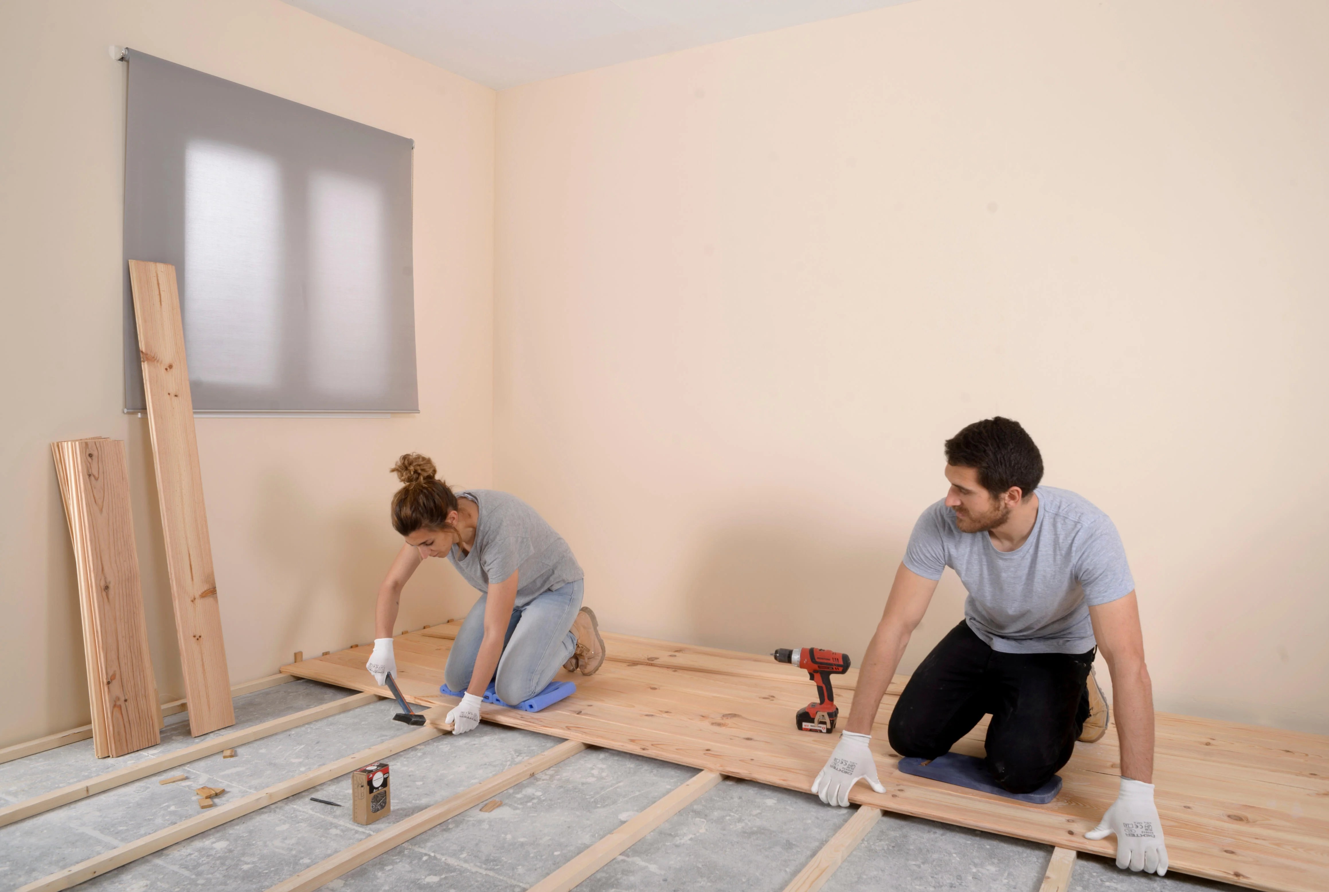 Cómo colocar suelos de tarima maciza Leroy Merlin