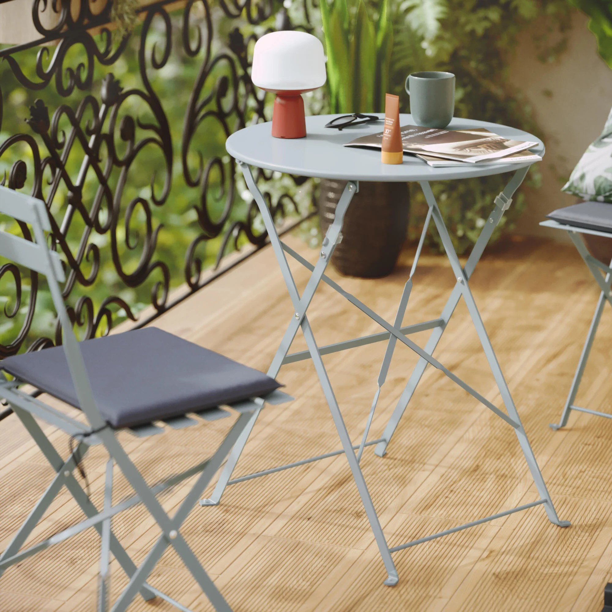 Table de jardin NATERIAL rond 2 personnes Leroy Merlin