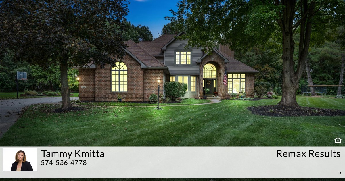 21643 Brockton Ct, Bristol, IN 46507