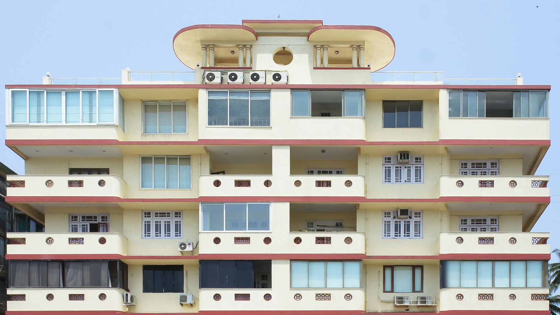 Peek into the world's most beautiful Art Deco buildings in Mumbai