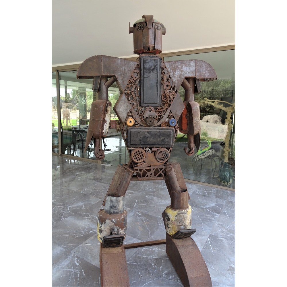 Sculpture robot géant en métal recycle by Hassan Laamirat, 2021 Sculpture Artsper