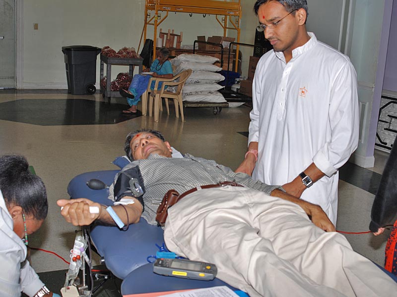 Blood Donation Drive 2009 in Jersey City, NJ • BAPS Charities