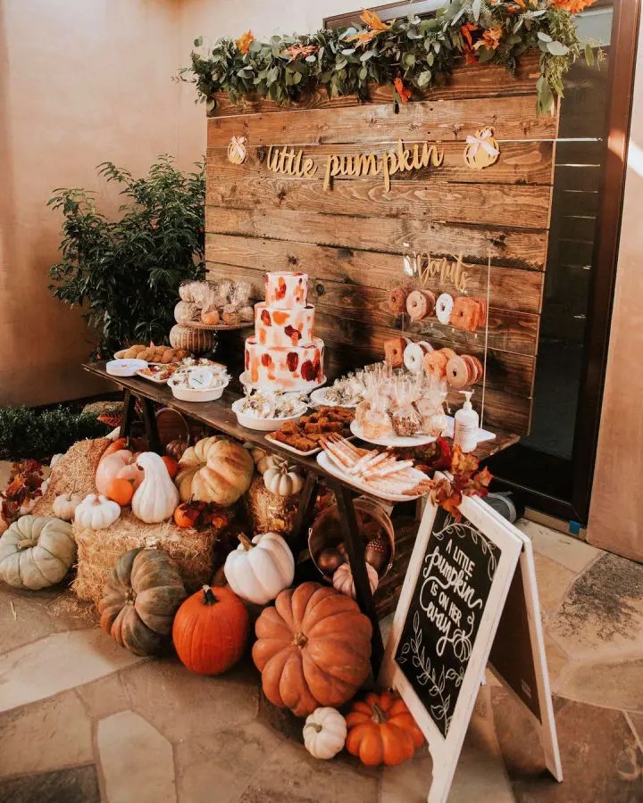 25 Unique Fall Baby Shower Ideas, Themes and Decorations Blitsy