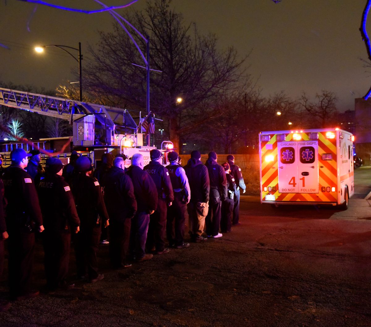 Officials identify Chicago gunman who killed 3, including police officer