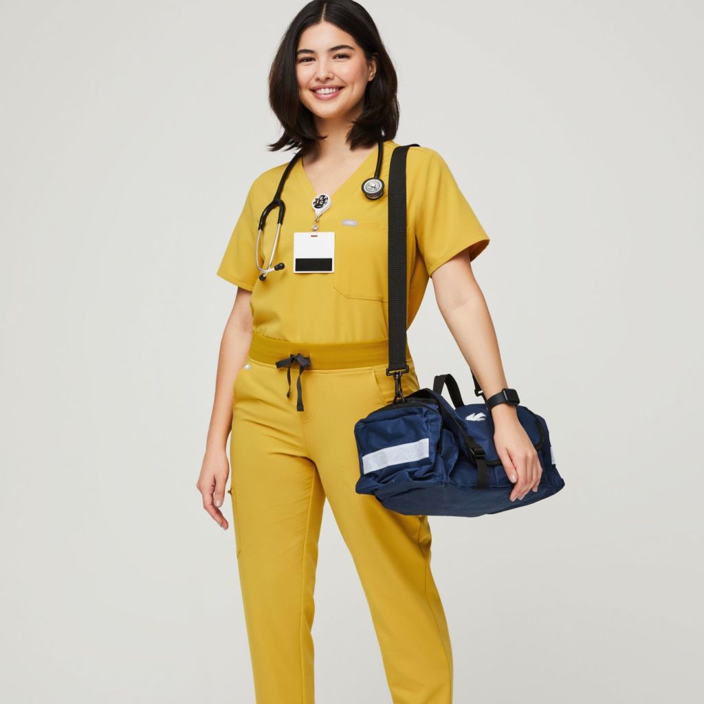 FIGS Sample Sale, Los Angeles, August 2022