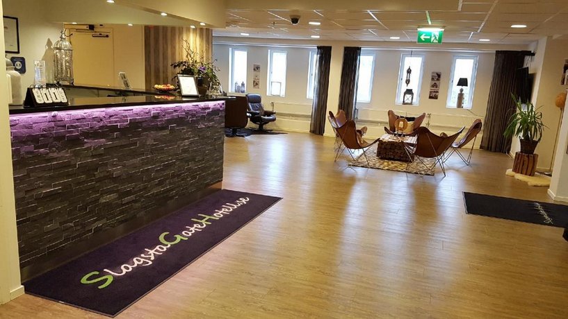 Slagsta Gate Hotell, Botkyrka Compare Deals