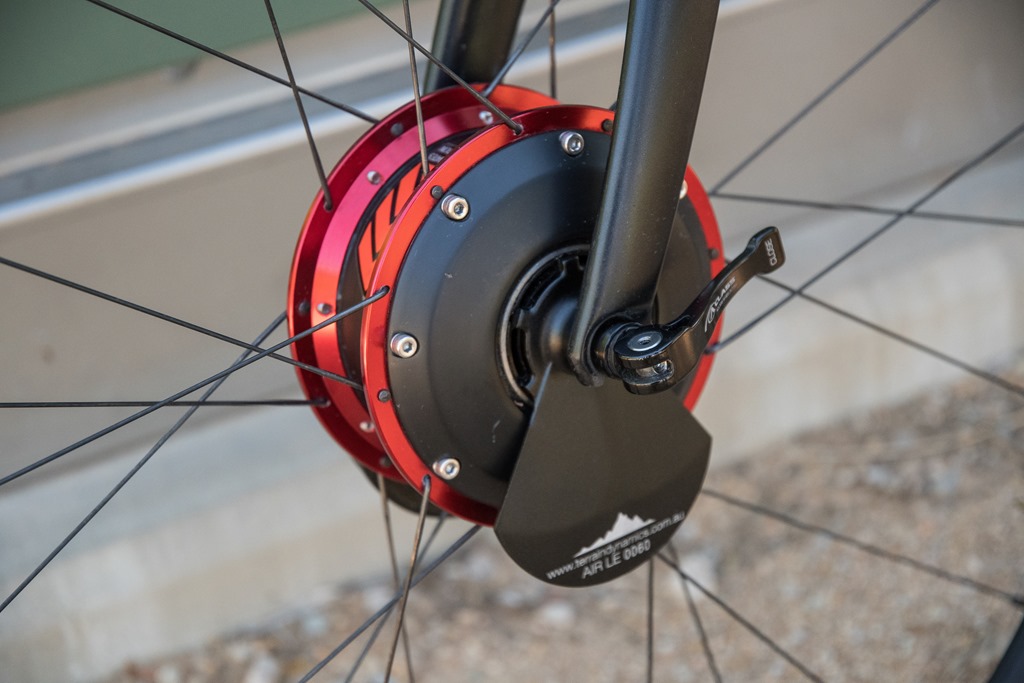 Handson The AIRhub onroad cycling resistance unit DC Rainmaker