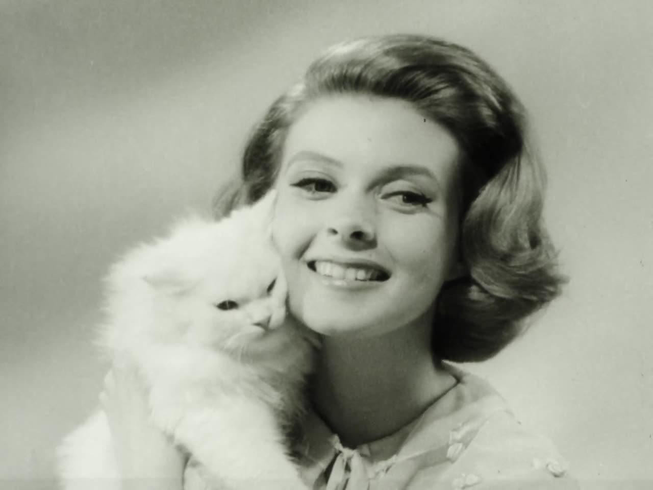 Dorothy Gray "Satura" Media Collections Online