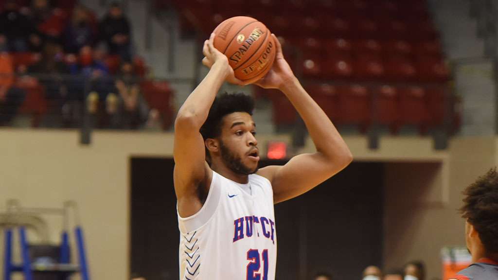 🏀 Hutch Blue Dragon Men move into tie for 1st after shootout victory