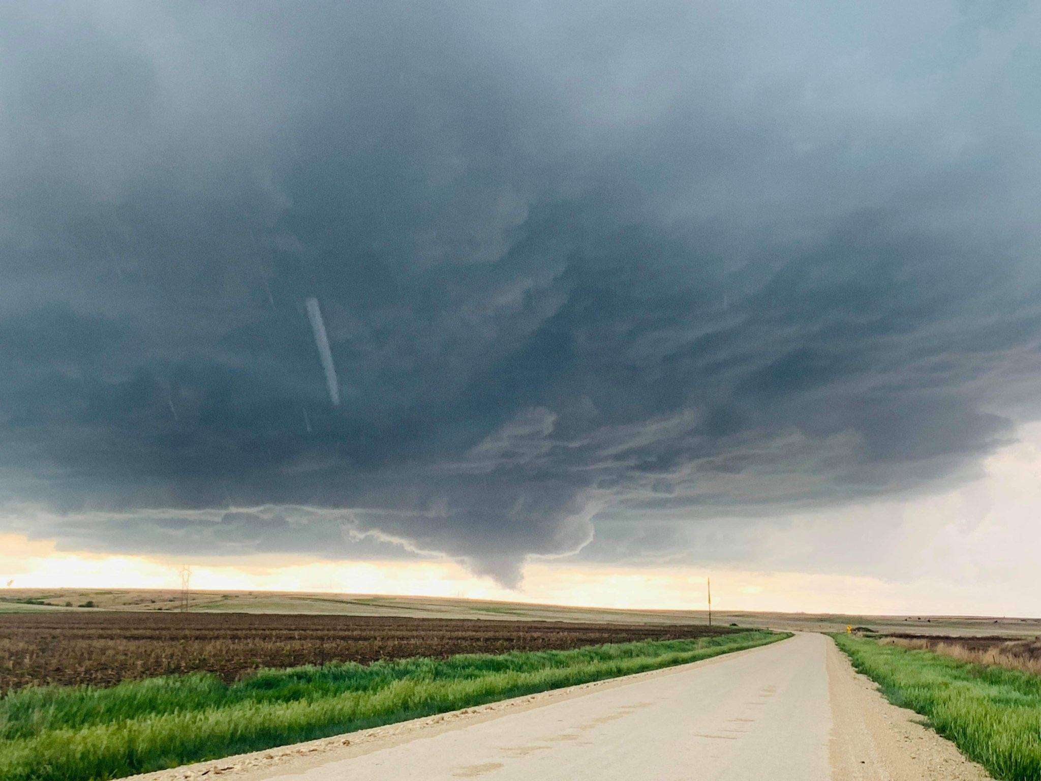 UPDATE Storm brings hail, heavy rain, tornado warnings, flash flooding