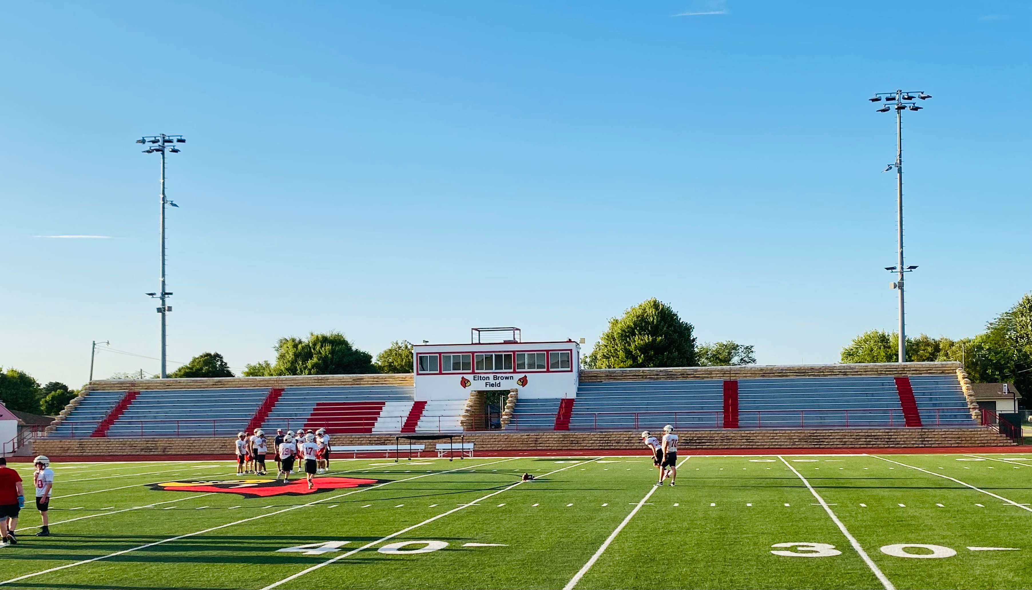 The 281 gridiron clash brings Russell & Hoisington communities together