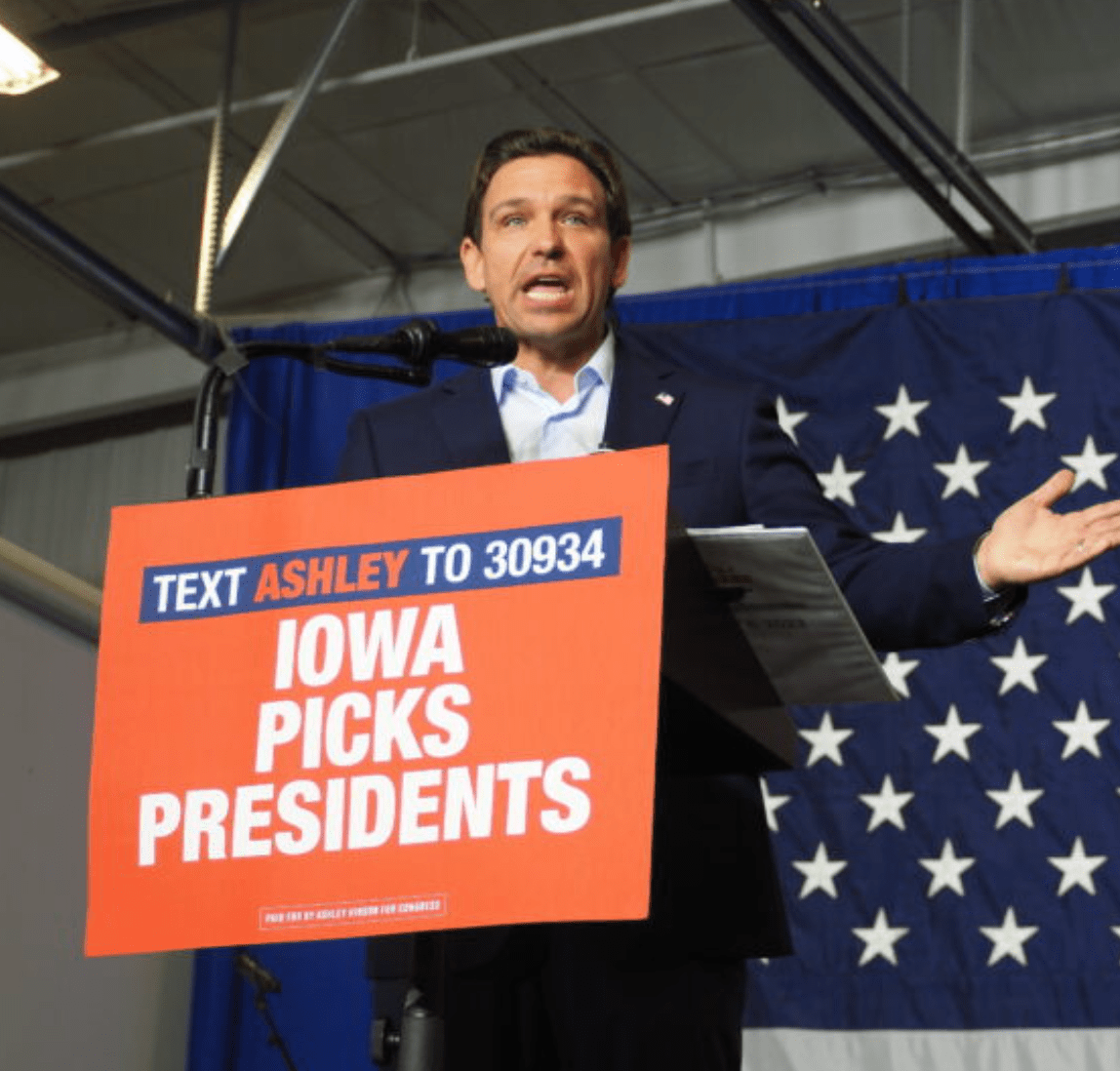 GOP presidential candidates rally at Iowa fundraiser