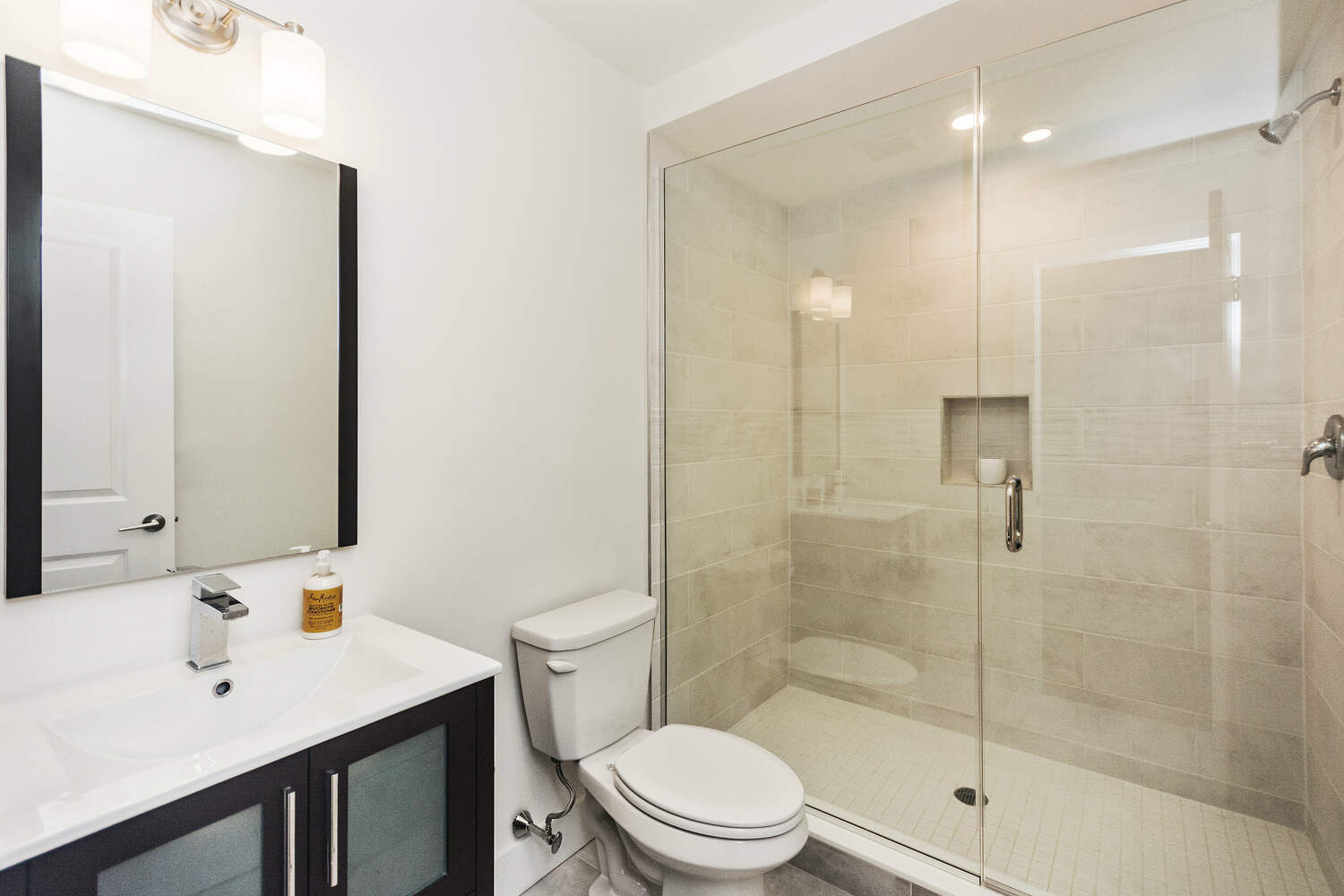 Ridge Avenue at Poplar Apartments for Rent in Francisville!