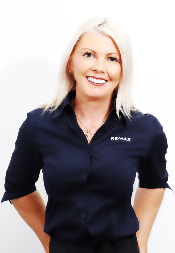 Bribie Island office gets RE/MAX Advanced refurbishment