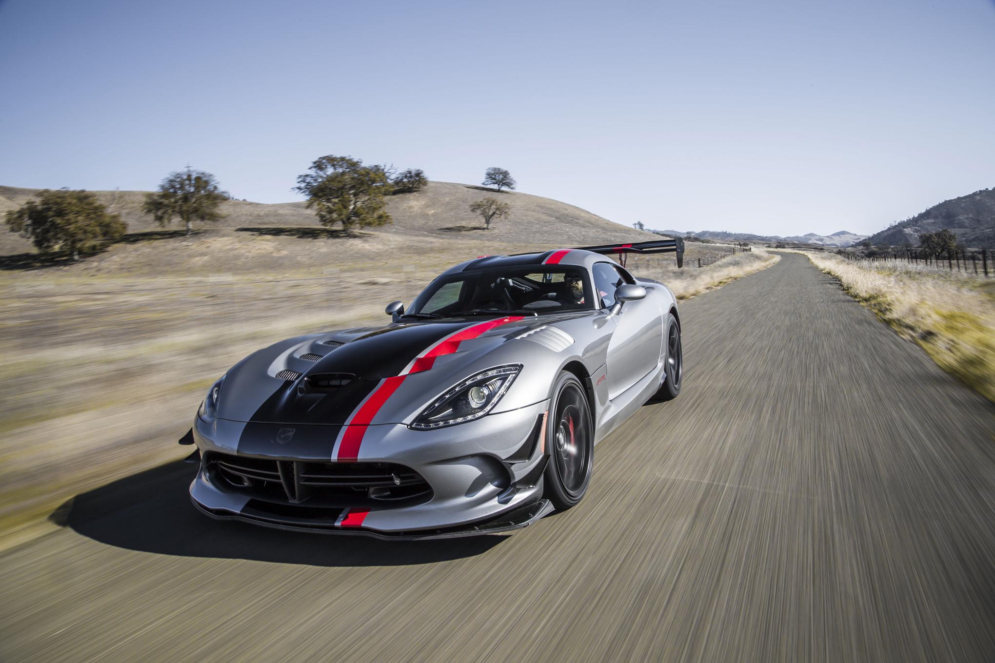 Dodge Viper ACR Mk V specs, 0-60, quarter mile, lap times - FastestLaps.com
