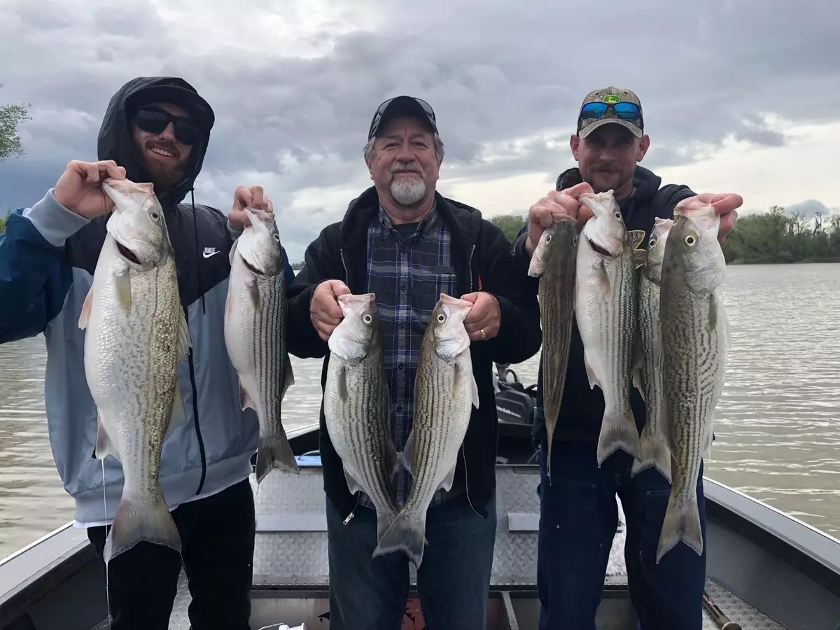 Fishing Striper time on the Sac River!
