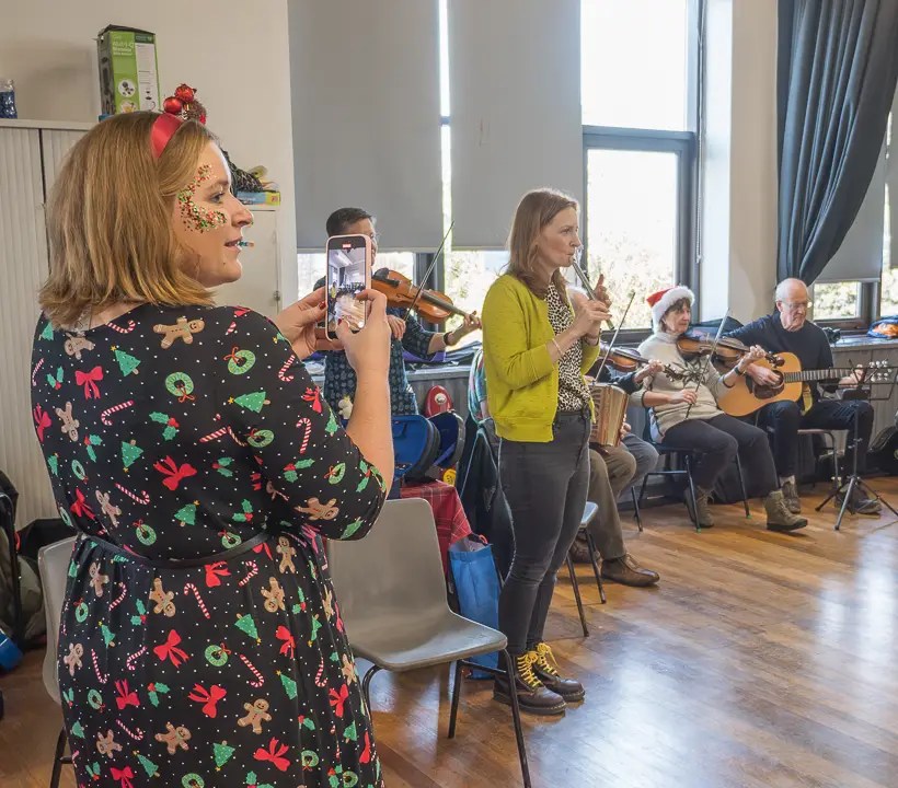 Glasgow FolkMusic Photos and Videos