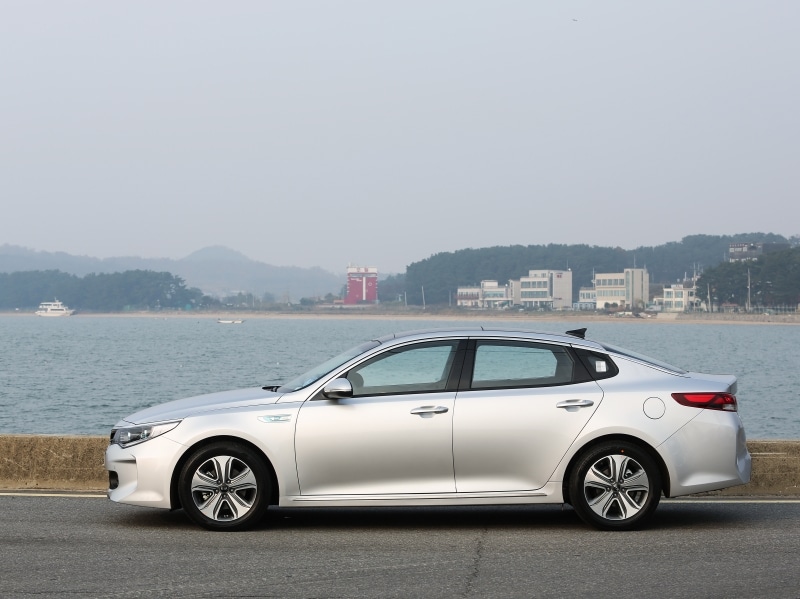 10 Cars with the Most Front Legroom for Taller Drivers Autobytel