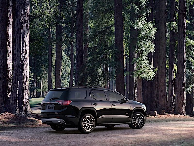 2018 GMC Acadia vs. 2018 Jeep Grand Cherokee Which Is Best? Autobytel