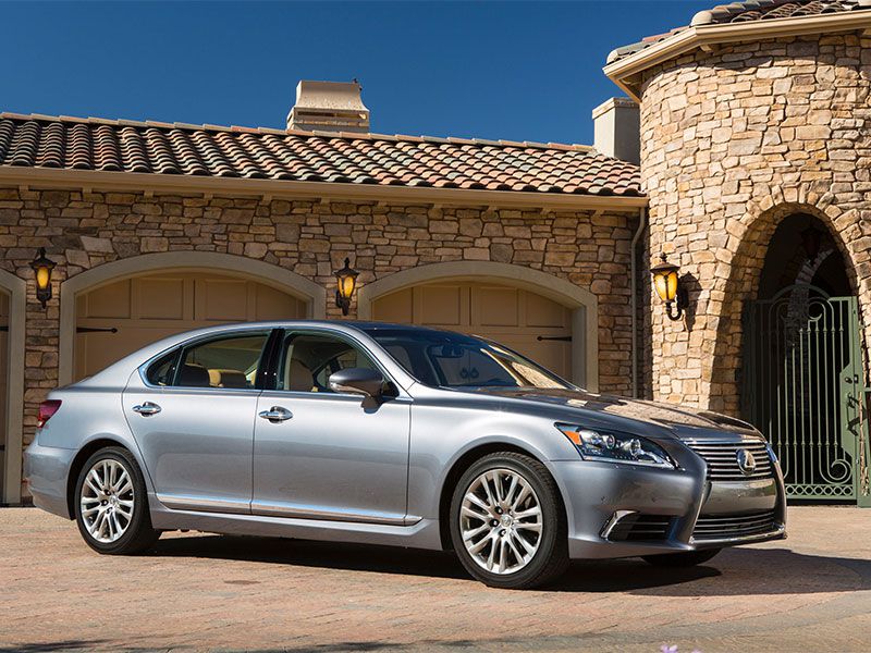 10 Most Spacious Luxury Cars Autobytel