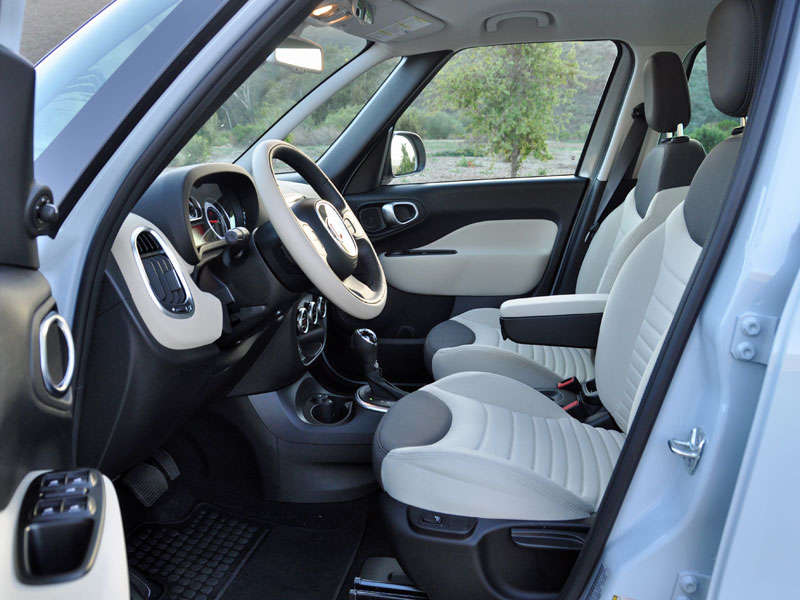 2014 Fiat 500L Review and Road Test | Autobytel