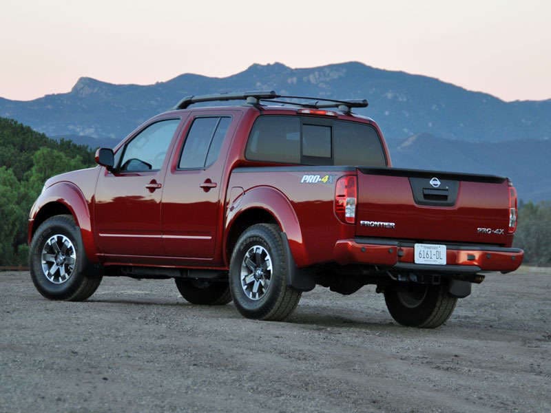 2014 Nissan Frontier Review and Quick Spin | Autobytel