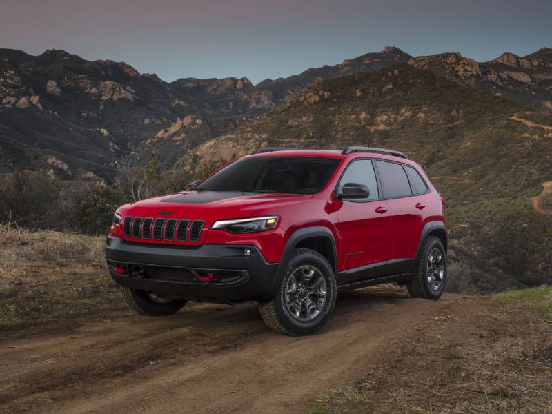10 Jeep Cherokee Competitors to Consider | Autobytel