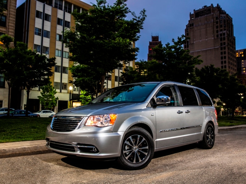 The Best Minivans For Moms Autobytel