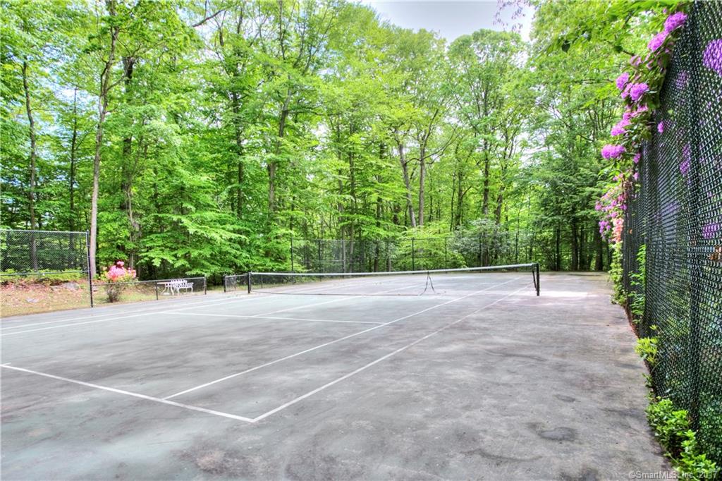 140 LLEWELLYN DRIVE, New Canaan, CT 06840 (Sold MyStateMLS Listing