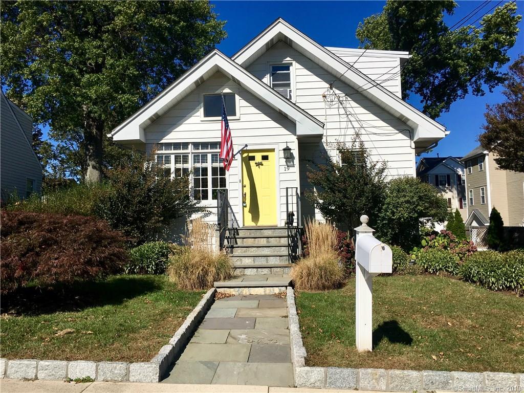 19 BUNGALOW PARK, Stamford, CT 06902 (Rented NYStateMLS Listing 10431797)