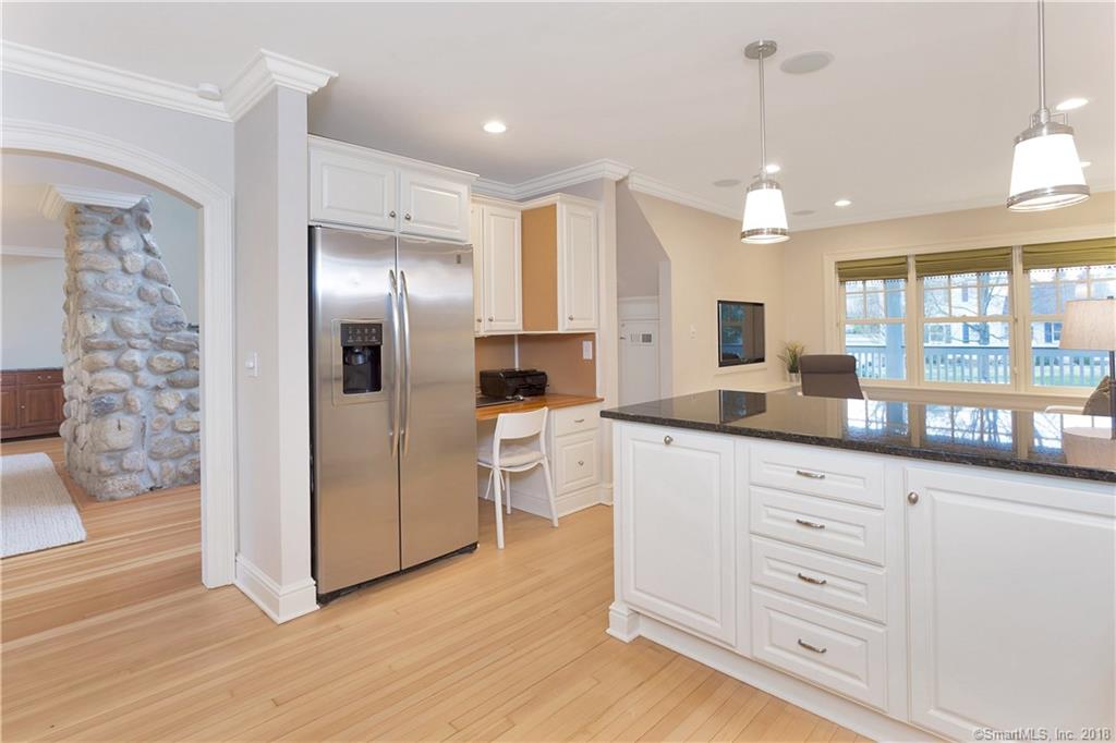 9 GRIMES ROAD, OLD GREENWICH, CT 06870 (Sold NYStateMLS Listing 10485013)