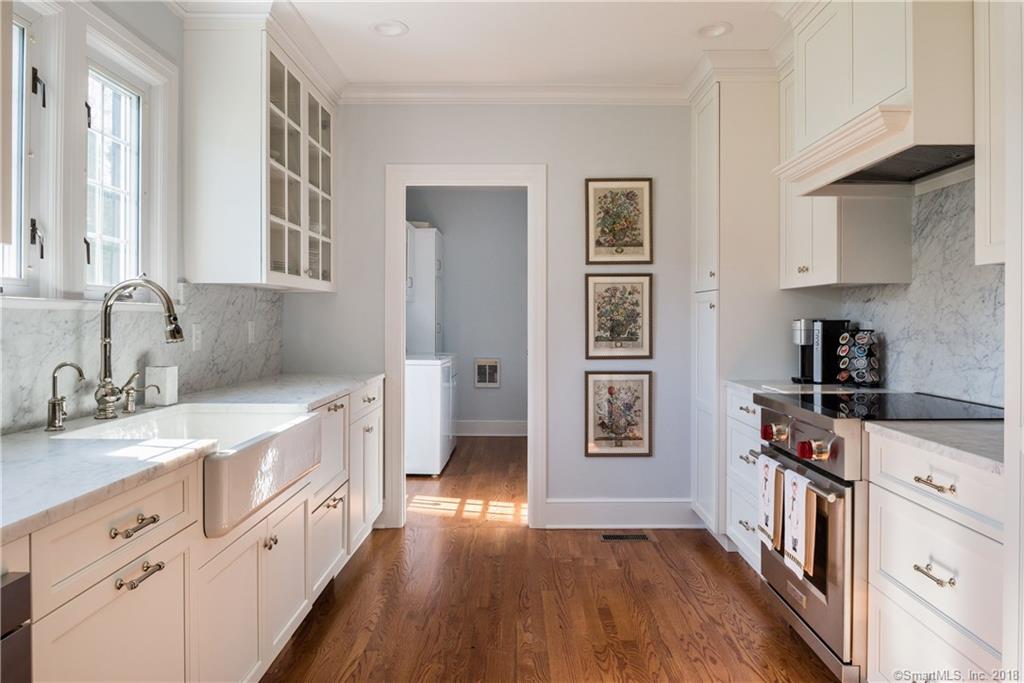 10 LOCKWOOD DRIVE, OLD GREENWICH, CT 06870 (Sold NYStateMLS Listing