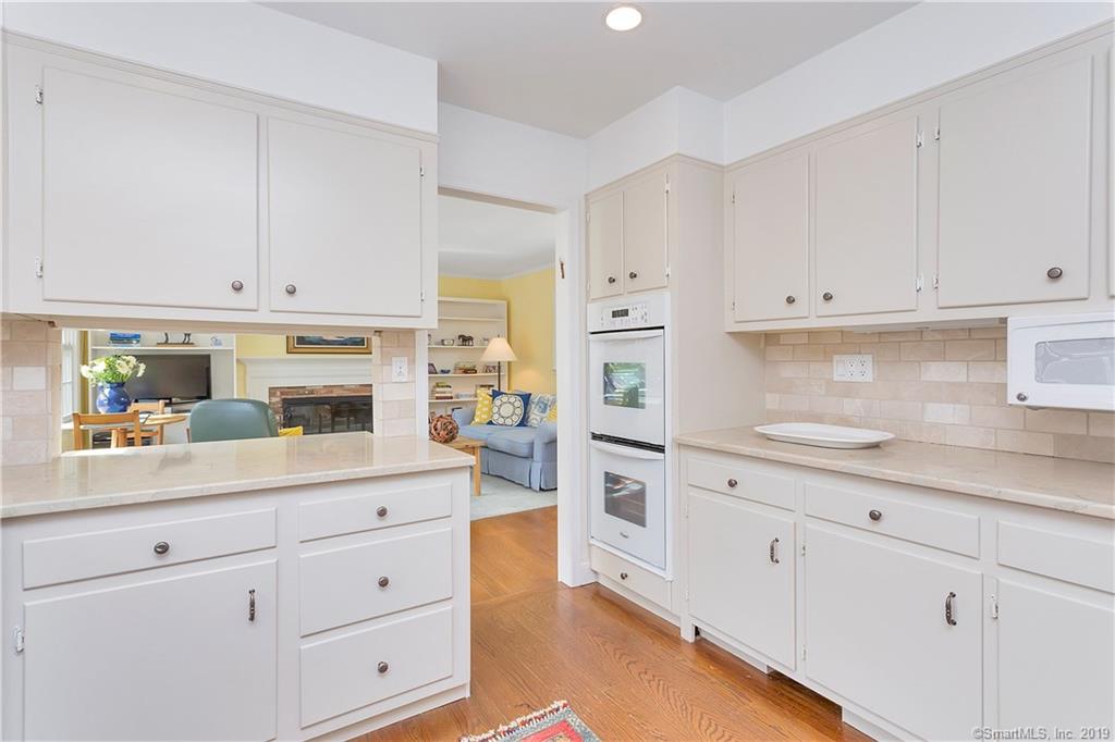 112 CHESTNUT HILL ROAD, Stamford, CT 06903 (Sold NYStateMLS Listing