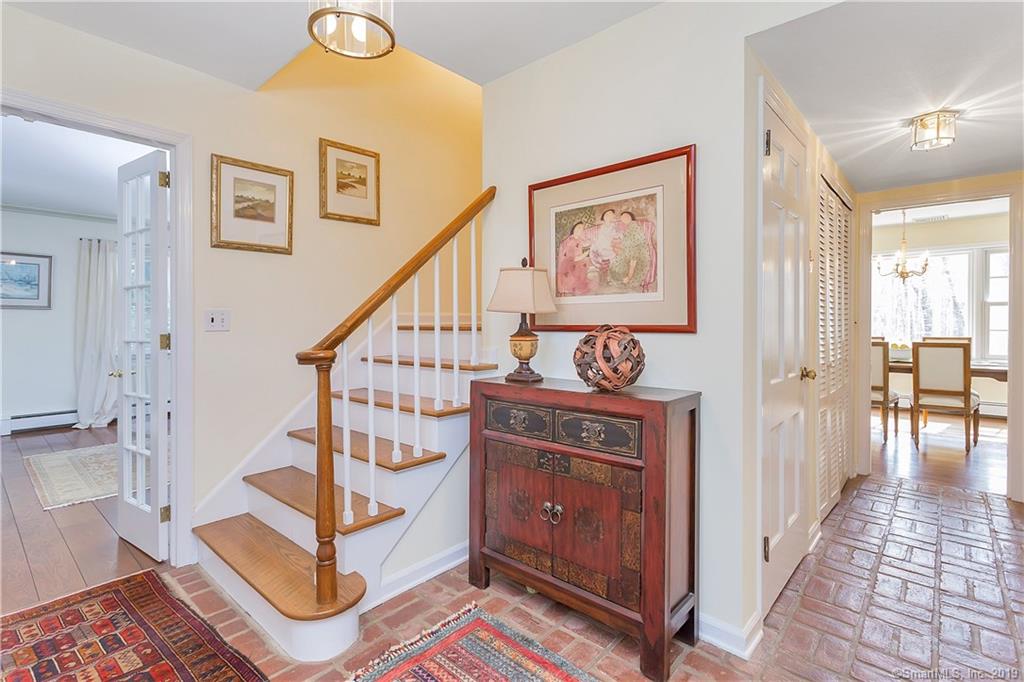 112 CHESTNUT HILL ROAD, Stamford, CT 06903 (Sold NYStateMLS Listing