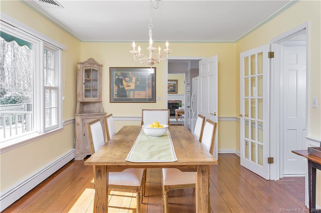 112 CHESTNUT HILL ROAD, Stamford, CT 06903 (Sold NYStateMLS Listing