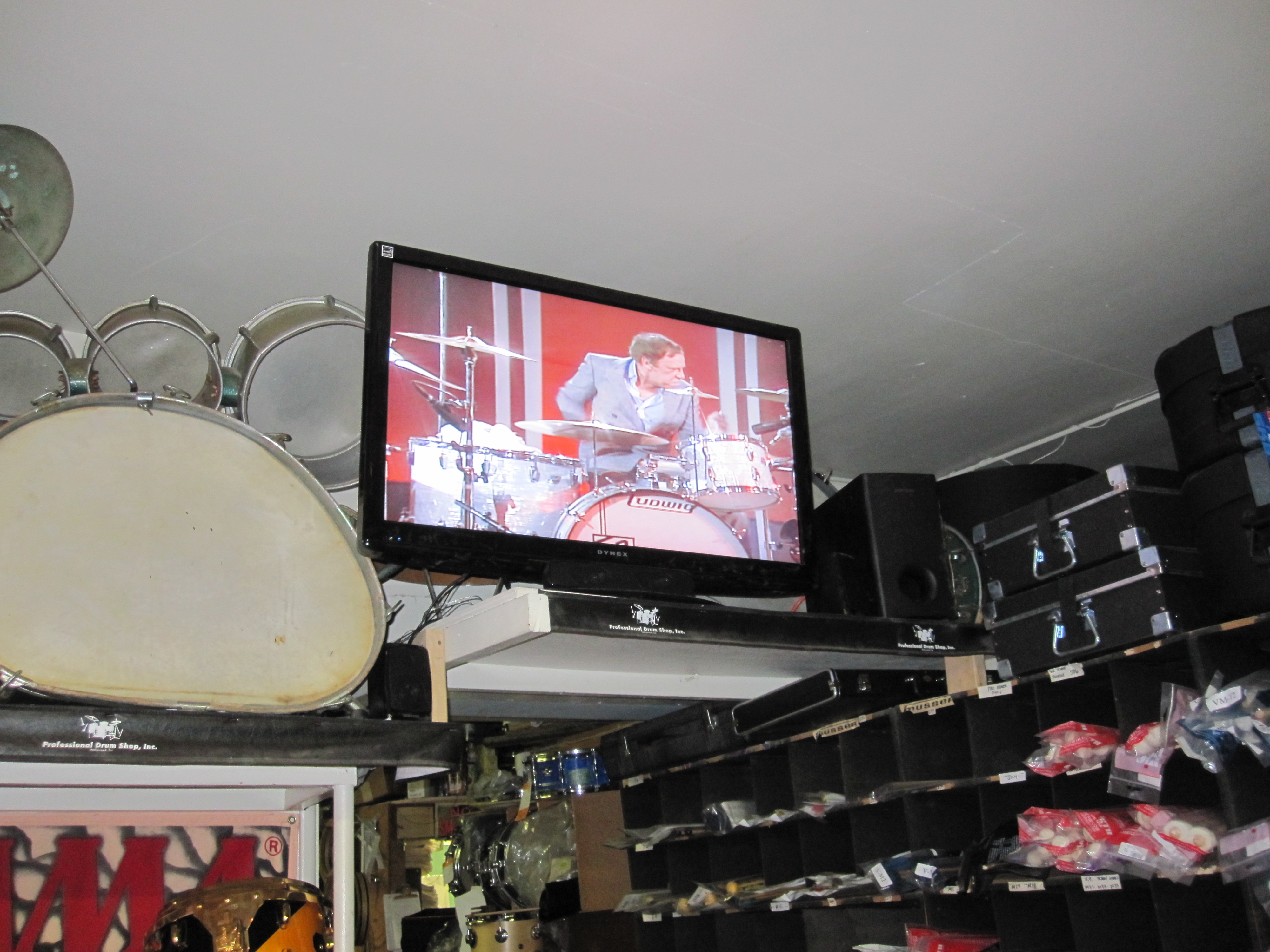 Los Angeles Drum Community » Professional Drum