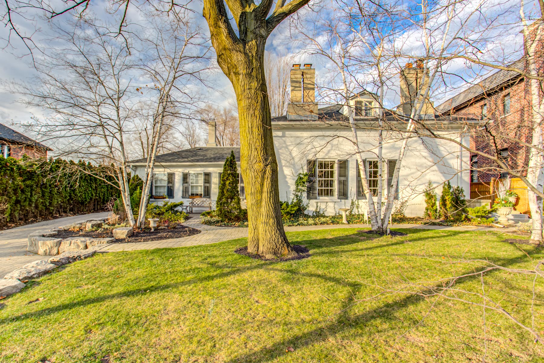 171 Old Forest Hill Rd., Toronto ON M6C2G7 Virtual Tour