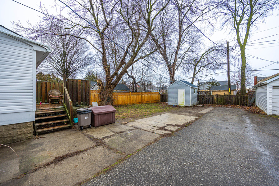 25 Durham St, Ajax ON L1S1W7 Virtual Tour