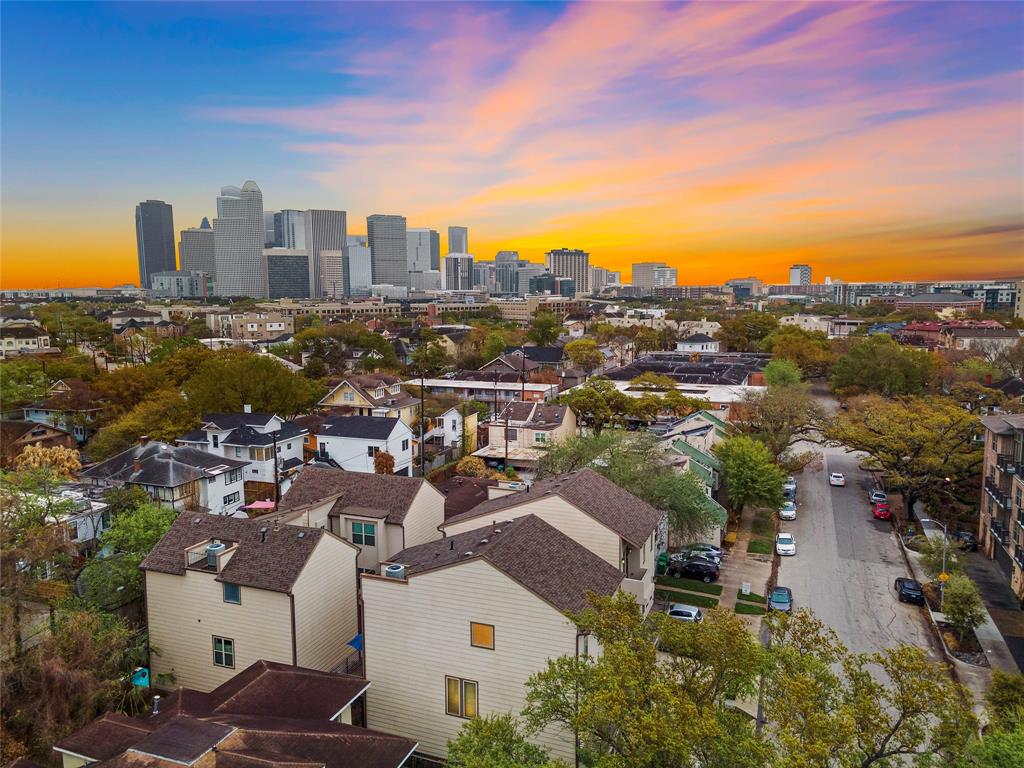 Houston Homes For Sale Guide To Houses In The Best Neighborhoods