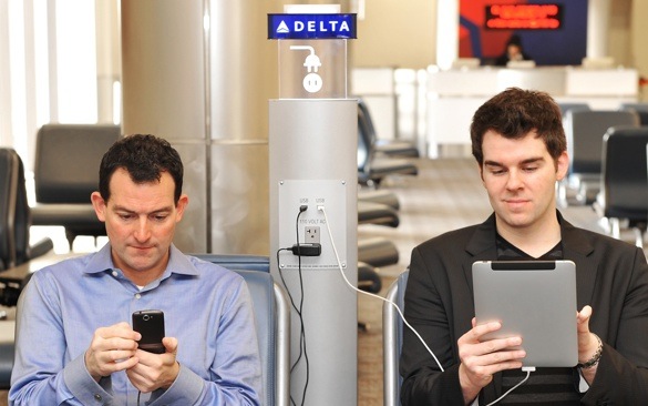 delta airlines installing charging stations