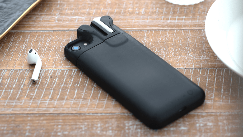 Pebble creator's iPhone case offers up to 40 charges for your AirPods