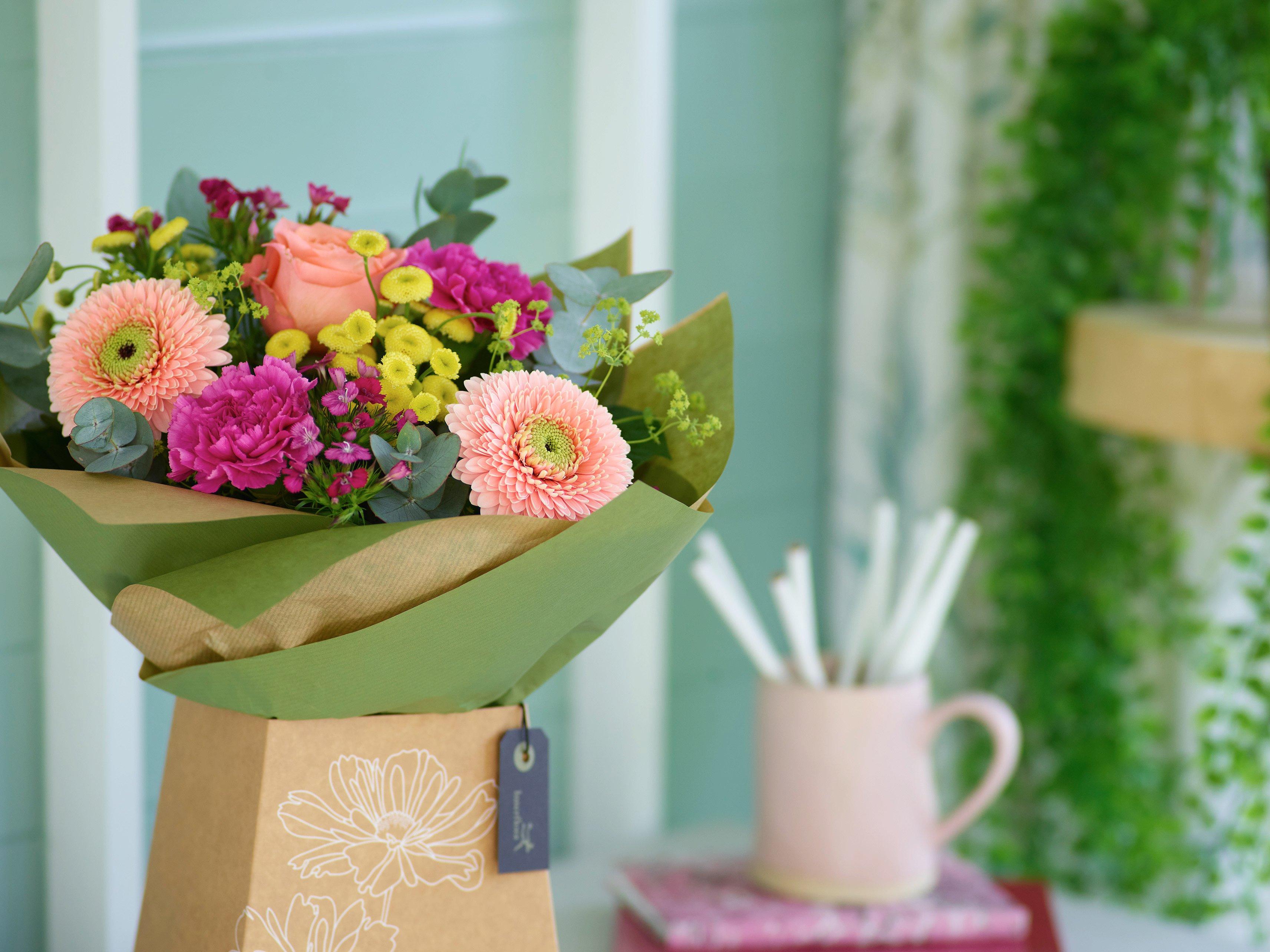 flower delivery irvine ayrshire He Blogosphere Lightbox