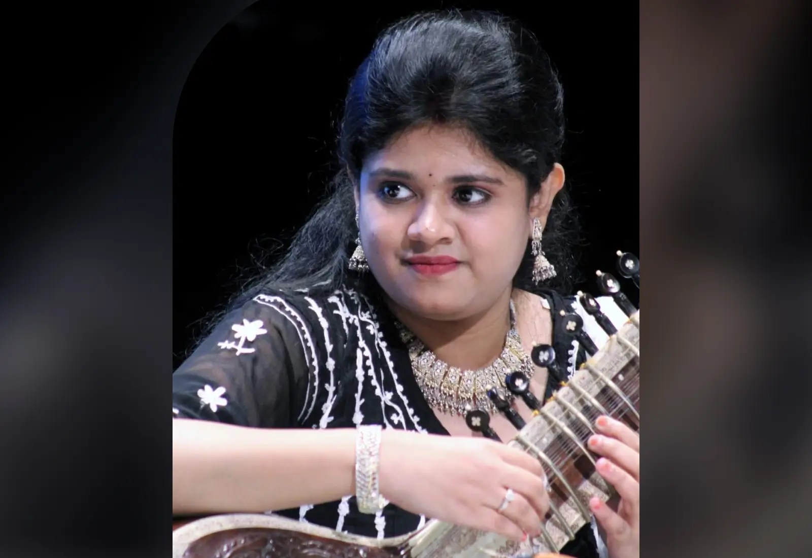 Sitar Instrument Definition, History, Types & Famous Players Wiki